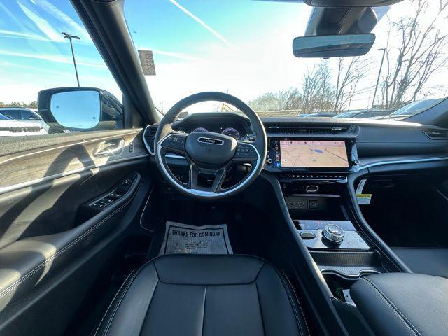 new 2026 Jeep Grand Cherokee car, priced at $49,359