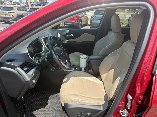 used 2015 Jeep Cherokee car, priced at $11,789