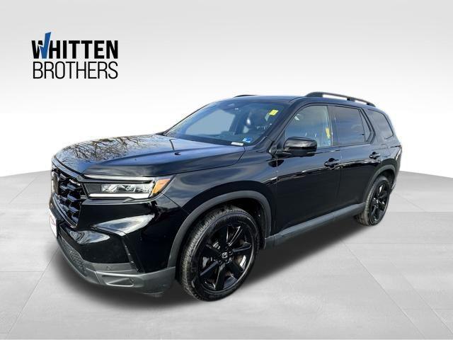 used 2025 Honda Pilot car, priced at $50,490
