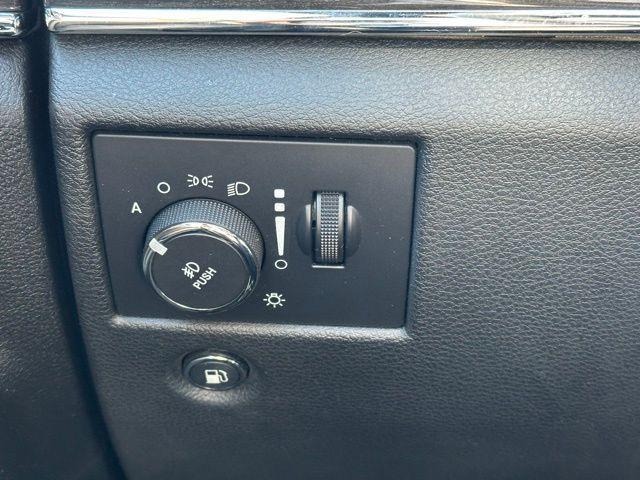 used 2015 Jeep Grand Cherokee car, priced at $11,970