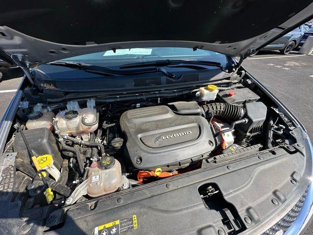 used 2020 Chrysler Pacifica Hybrid car, priced at $24,308