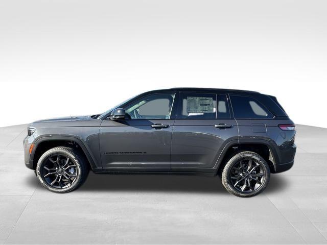 new 2025 Jeep Grand Cherokee car, priced at $48,104