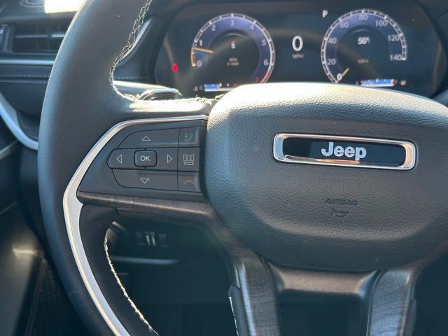 new 2025 Jeep Grand Cherokee car, priced at $48,104