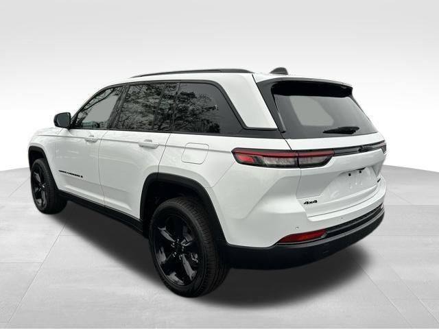 new 2025 Jeep Grand Cherokee car, priced at $46,669