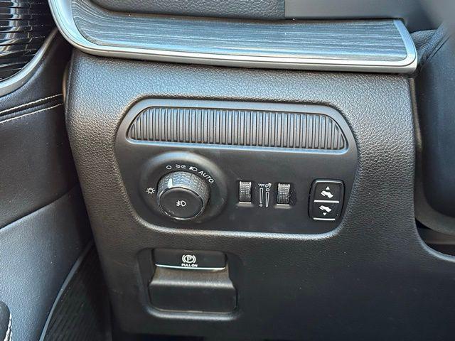 used 2024 Jeep Wagoneer L car, priced at $48,290