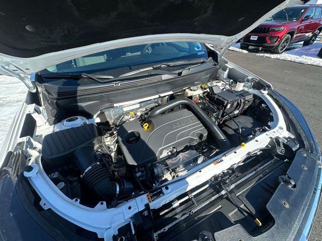 used 2024 Chevrolet Equinox car, priced at $22,000