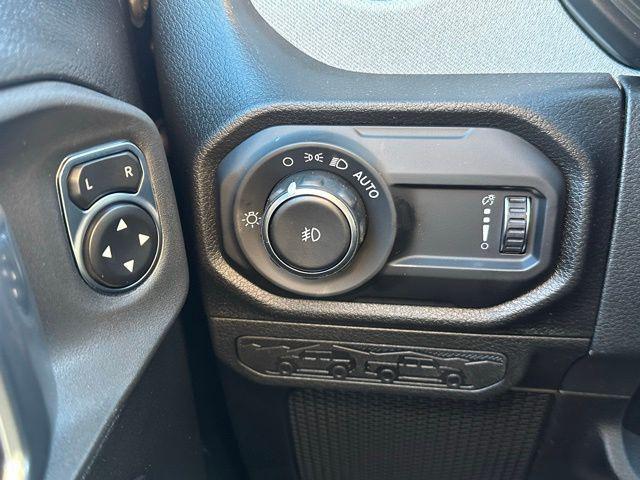 new 2026 Jeep Wrangler car, priced at $51,832