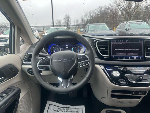 used 2024 Chrysler Pacifica car, priced at $30,490