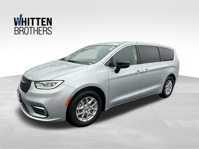 used 2024 Chrysler Pacifica car, priced at $30,490