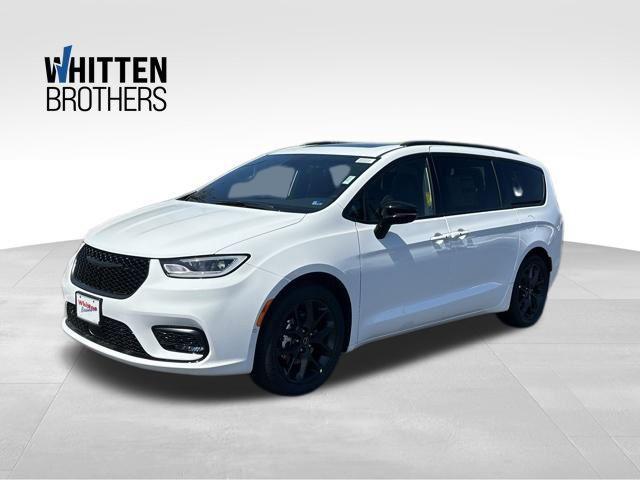 new 2026 Chrysler Pacifica car, priced at $50,112