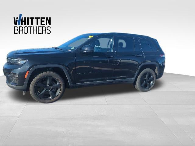 used 2023 Jeep Grand Cherokee car, priced at $30,990