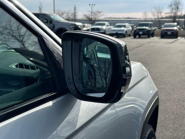 used 2024 Jeep Grand Cherokee car, priced at $33,790