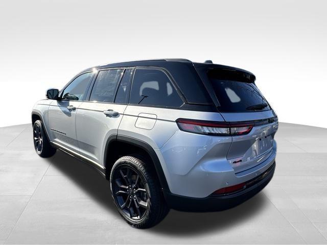 new 2025 Jeep Grand Cherokee car, priced at $48,104