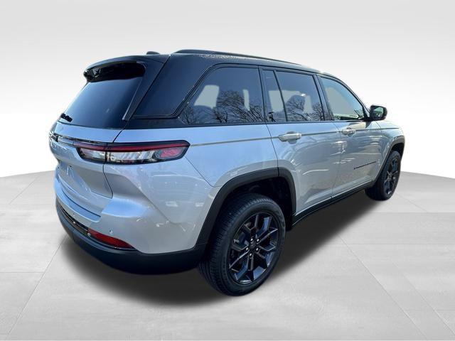 new 2025 Jeep Grand Cherokee car, priced at $48,104