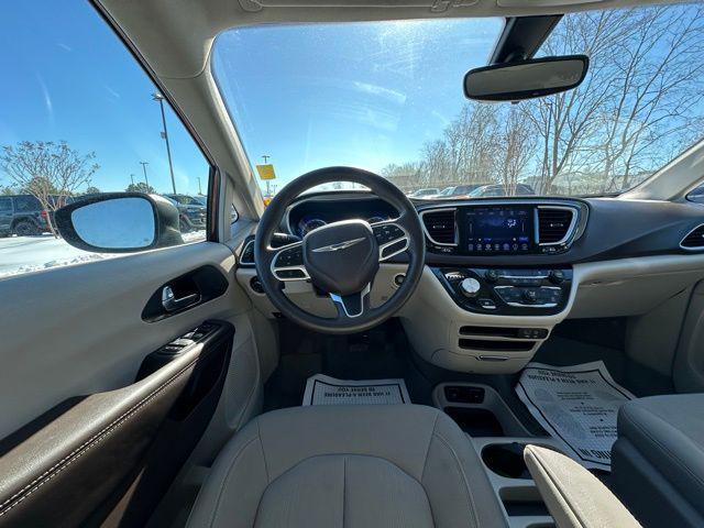 used 2017 Chrysler Pacifica car, priced at $9,790