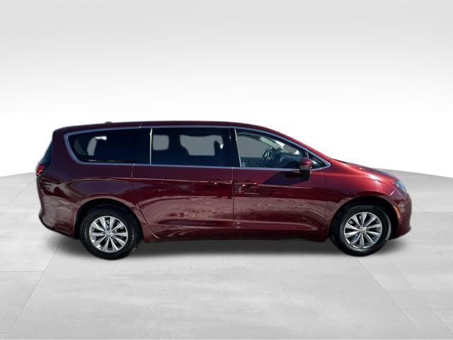 used 2017 Chrysler Pacifica car, priced at $9,790