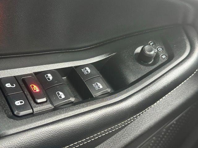 used 2024 Jeep Grand Cherokee L car, priced at $29,490