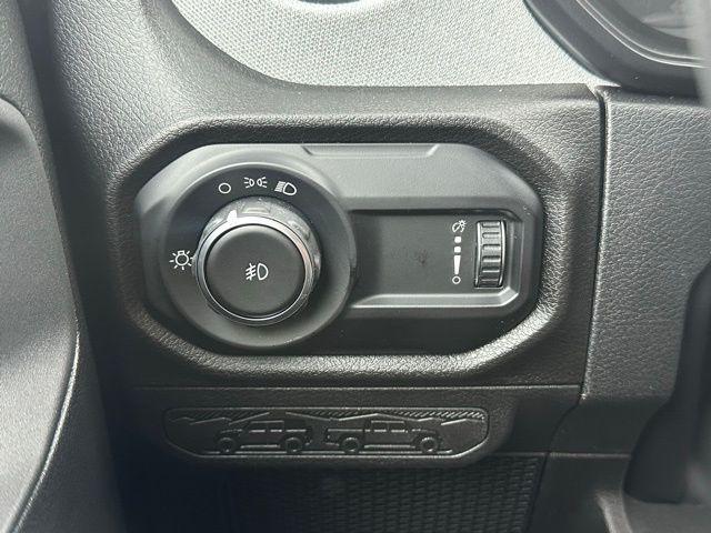 new 2025 Jeep Wrangler car, priced at $40,507