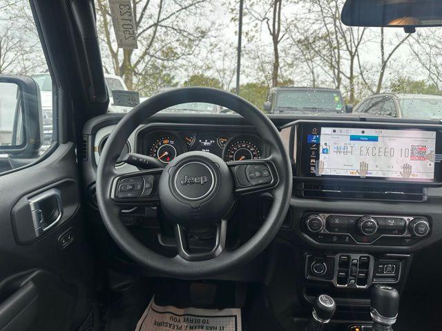 new 2025 Jeep Wrangler car, priced at $40,507