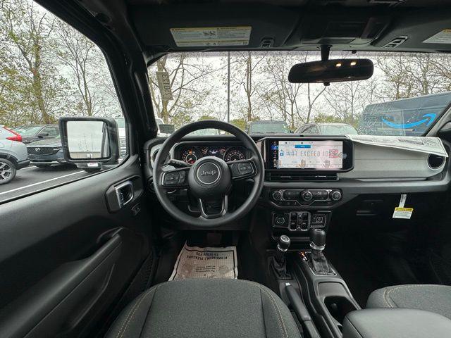 new 2025 Jeep Wrangler car, priced at $40,507
