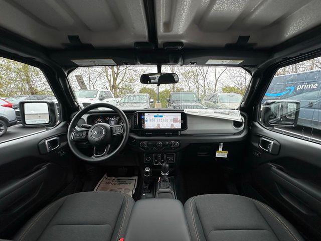 new 2025 Jeep Wrangler car, priced at $40,507
