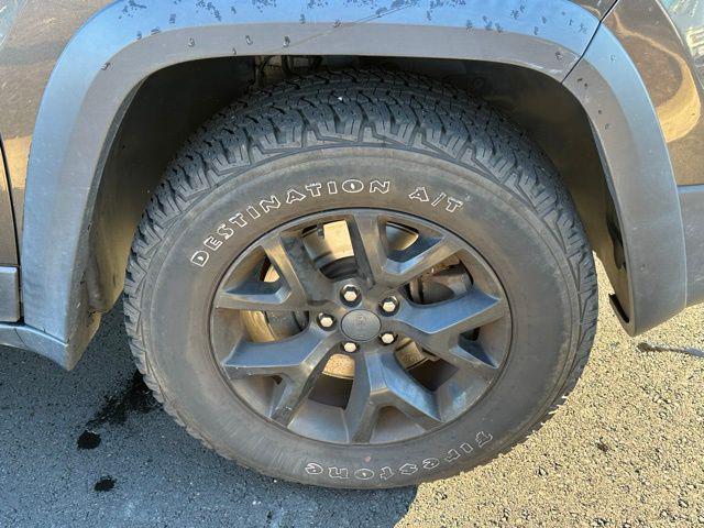 used 2017 Jeep Cherokee car, priced at $12,592