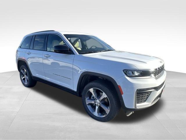new 2026 Jeep Grand Cherokee car, priced at $48,823