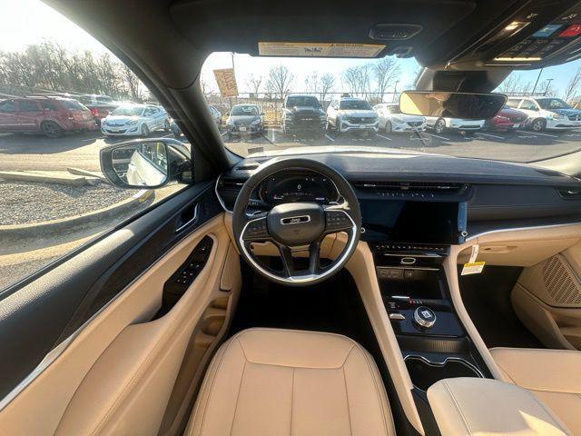 new 2026 Jeep Grand Cherokee car, priced at $48,823