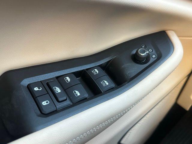 new 2026 Jeep Grand Cherokee car, priced at $48,823