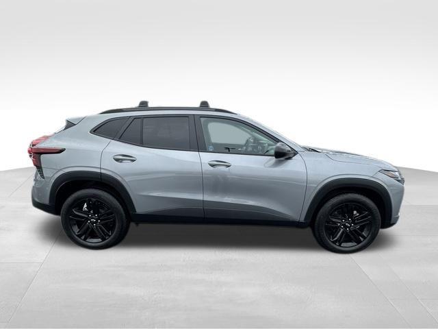 used 2024 Chevrolet Trax car, priced at $22,990