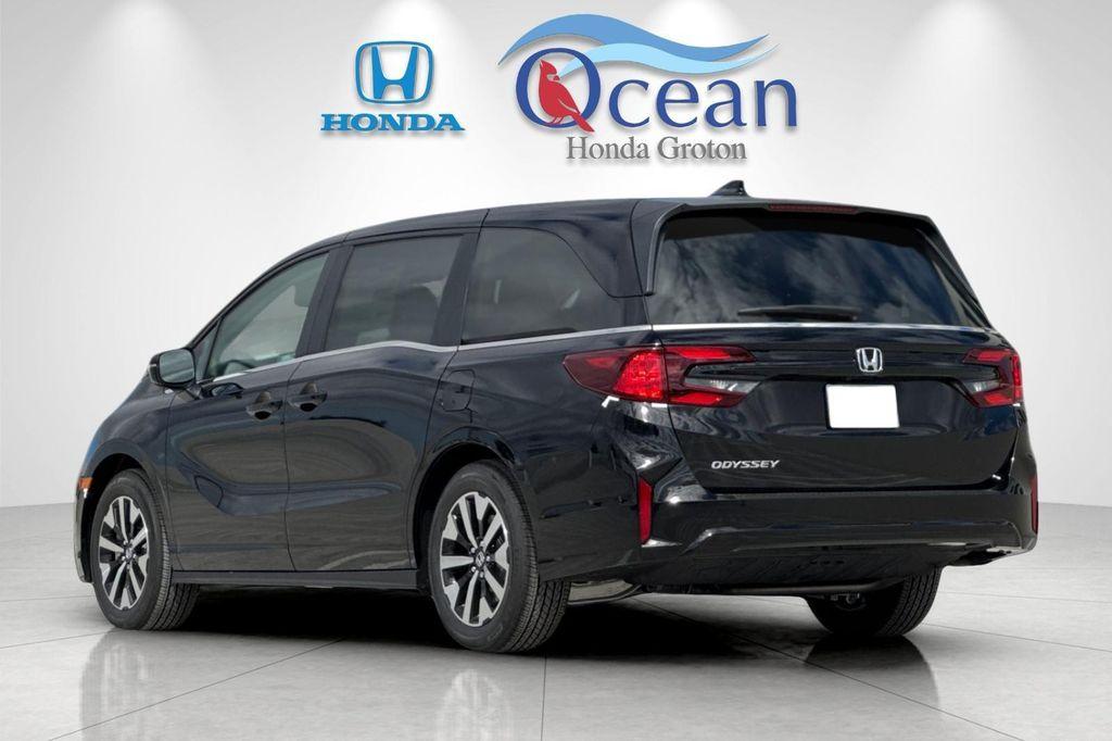 new 2026 Honda Odyssey car, priced at $44,290