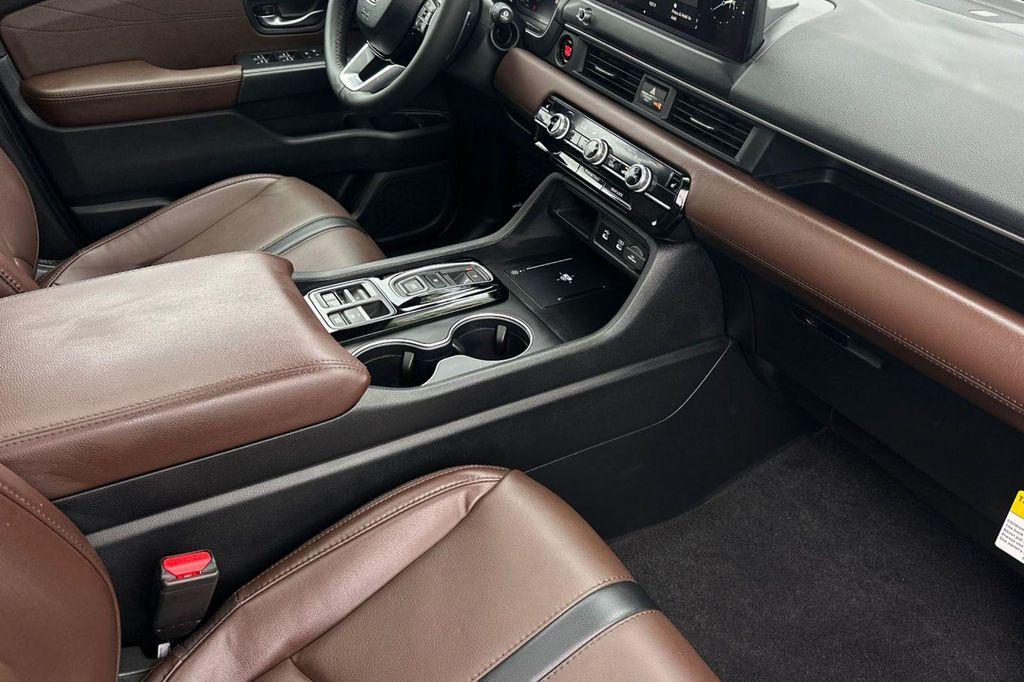 new 2026 Honda Pilot car, priced at $54,445