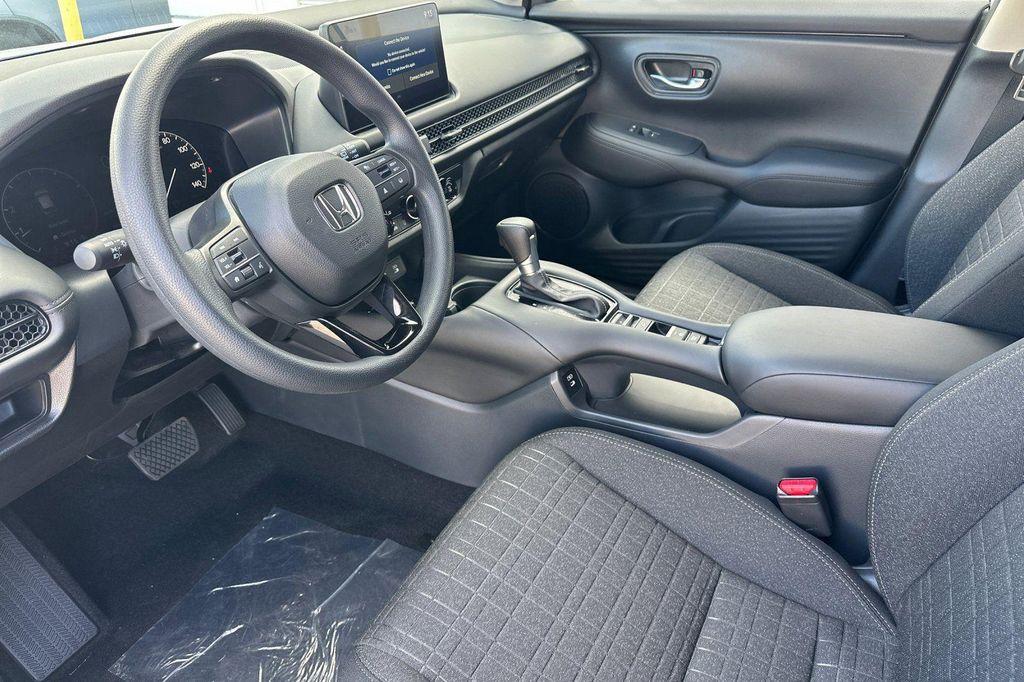 new 2027 Honda HR-V car, priced at $30,005