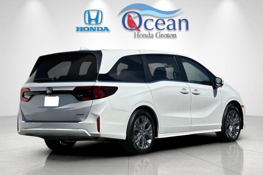 new 2026 Honda Odyssey car, priced at $49,445