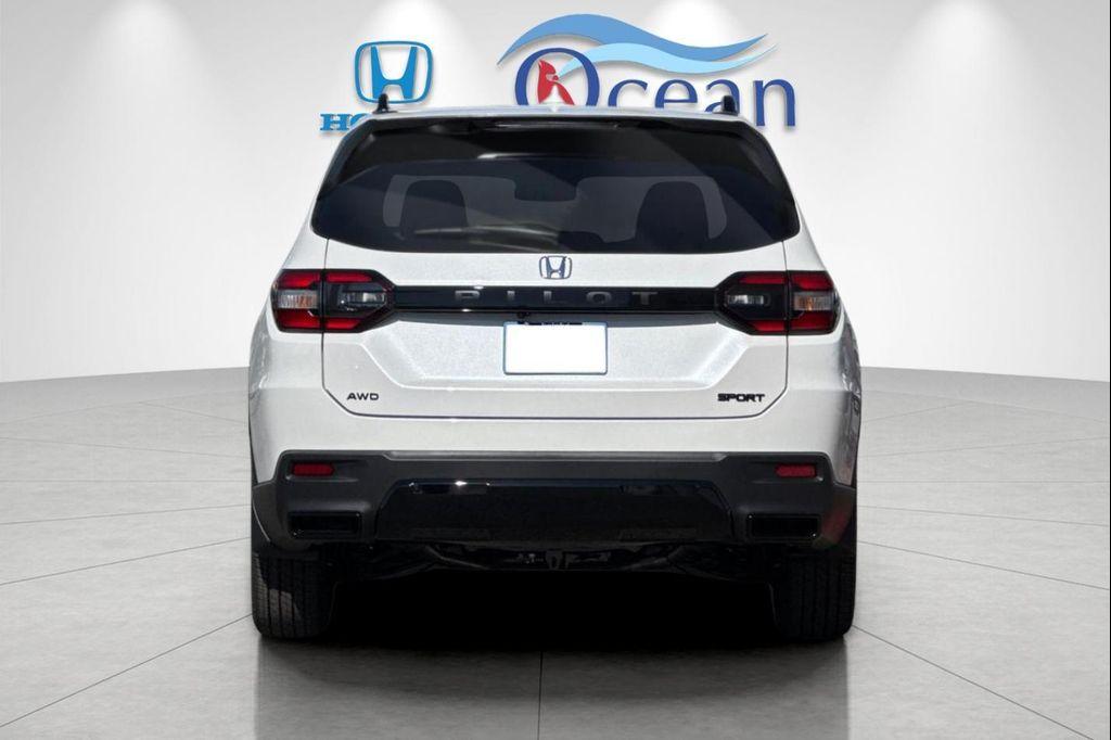 new 2026 Honda Pilot car, priced at $46,445