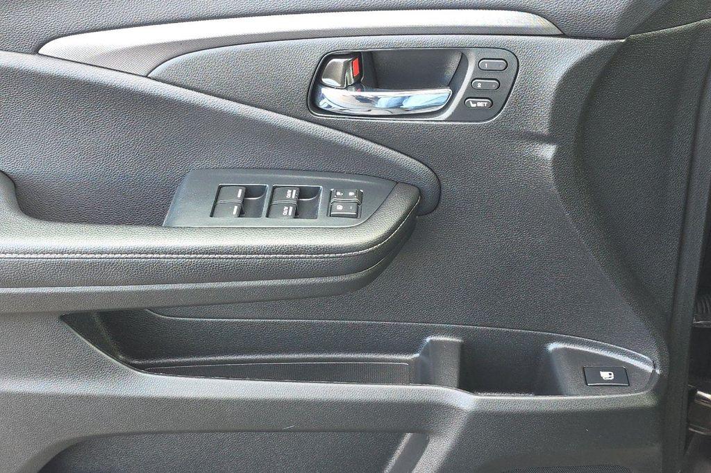 used 2023 Honda Ridgeline car, priced at $30,997