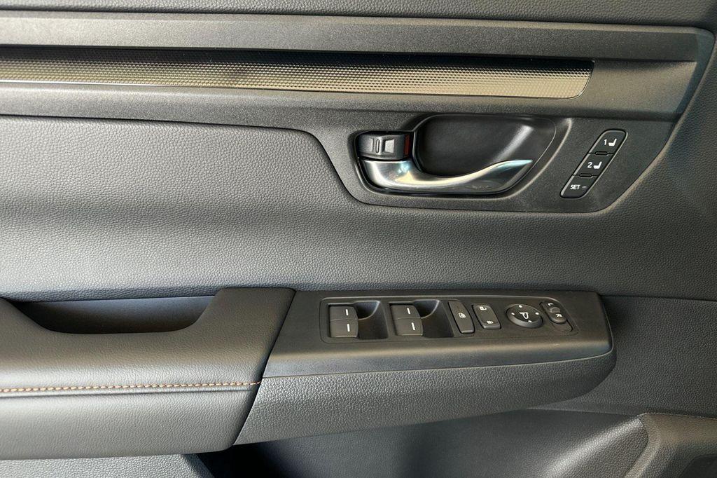new 2026 Honda CR-V Hybrid car, priced at $42,130