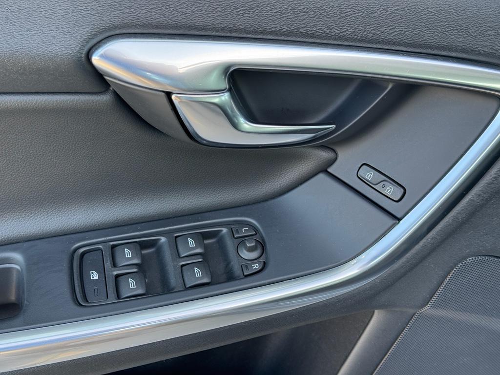 used 2018 Volvo V60 car, priced at $17,590