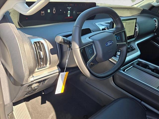 new 2025 Ford Expedition Max car, priced at $77,585