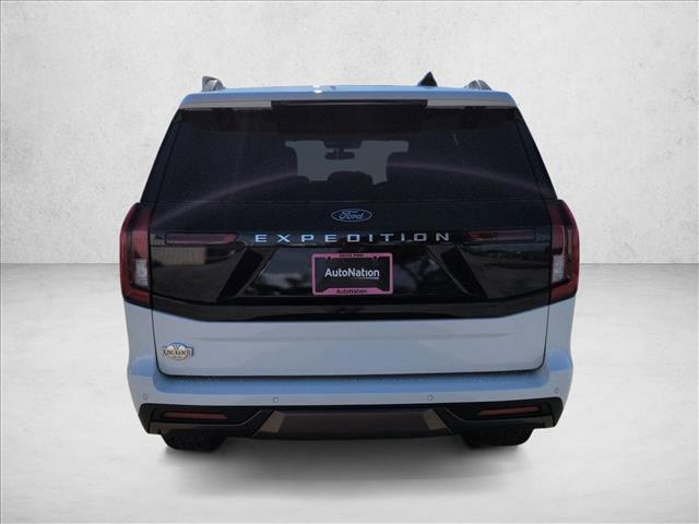 new 2025 Ford Expedition car, priced at $81,688
