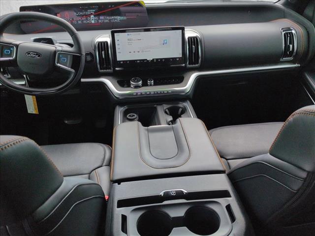 new 2025 Ford Expedition car, priced at $79,295