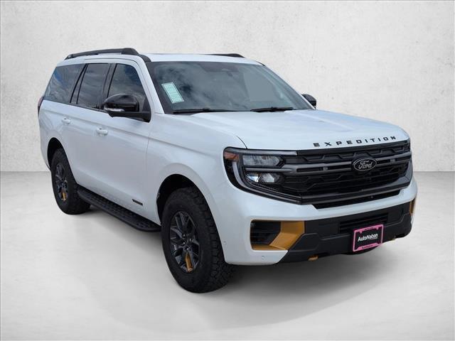 new 2025 Ford Expedition car, priced at $79,295