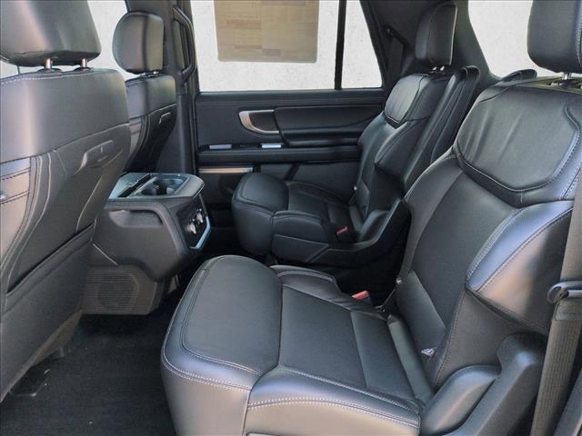 new 2025 Ford Expedition Max car, priced at $82,027