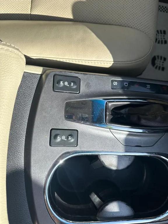 used 2015 Acura RDX car, priced at $13,995