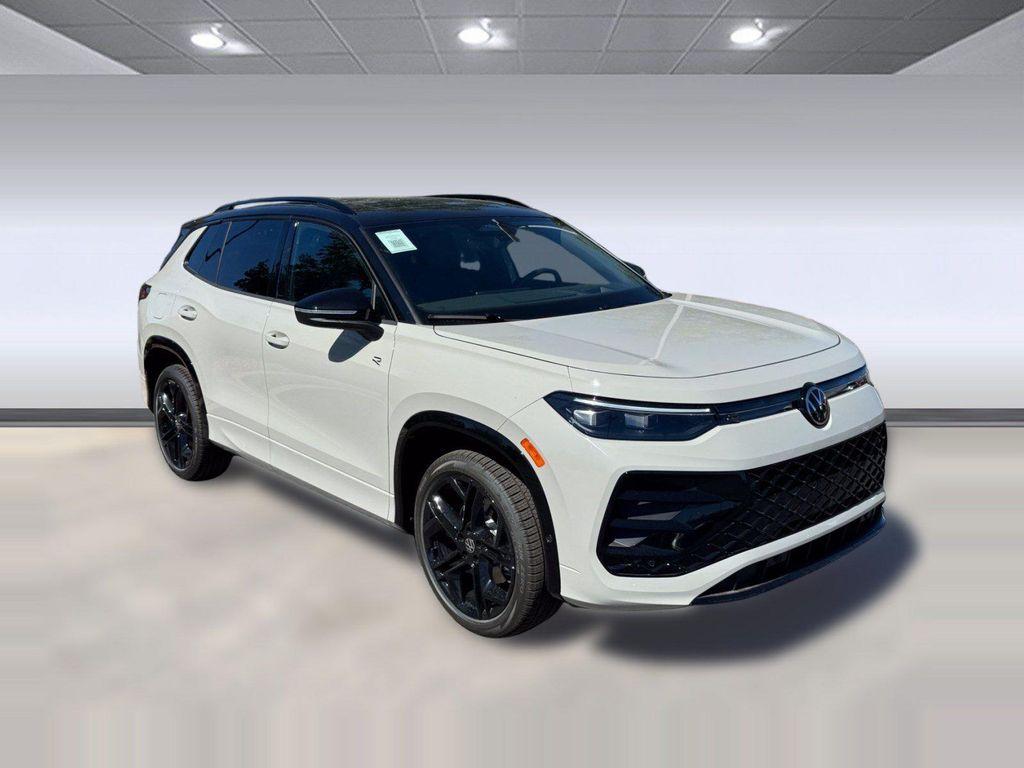 new 2026 Volkswagen Tiguan car, priced at $40,275
