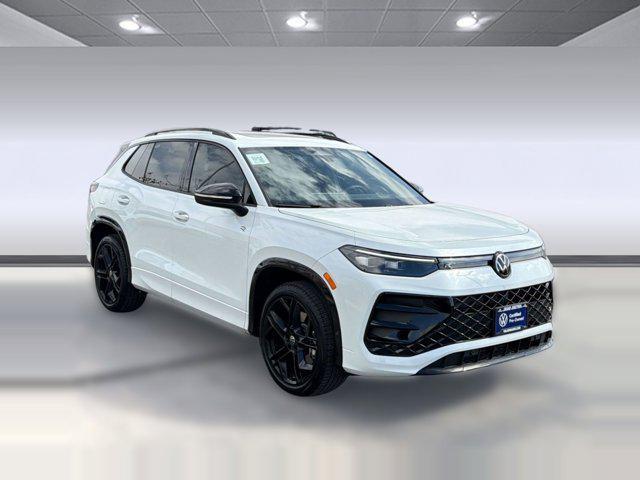 used 2025 Volkswagen Tiguan car, priced at $32,999
