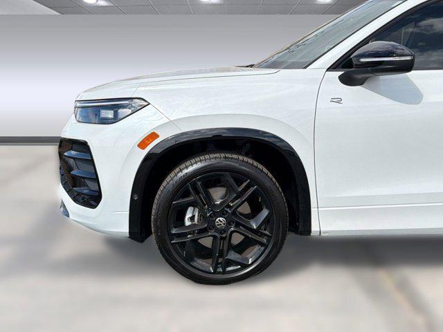 used 2025 Volkswagen Tiguan car, priced at $32,999