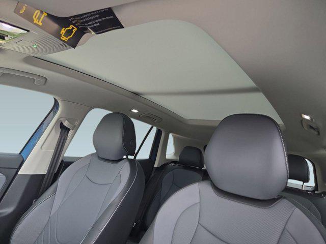 new 2025 Volkswagen Tiguan car, priced at $34,293