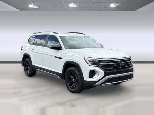new 2026 Volkswagen Atlas car, priced at $48,698