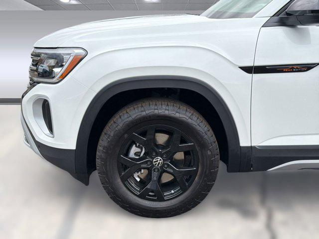 new 2026 Volkswagen Atlas car, priced at $48,698